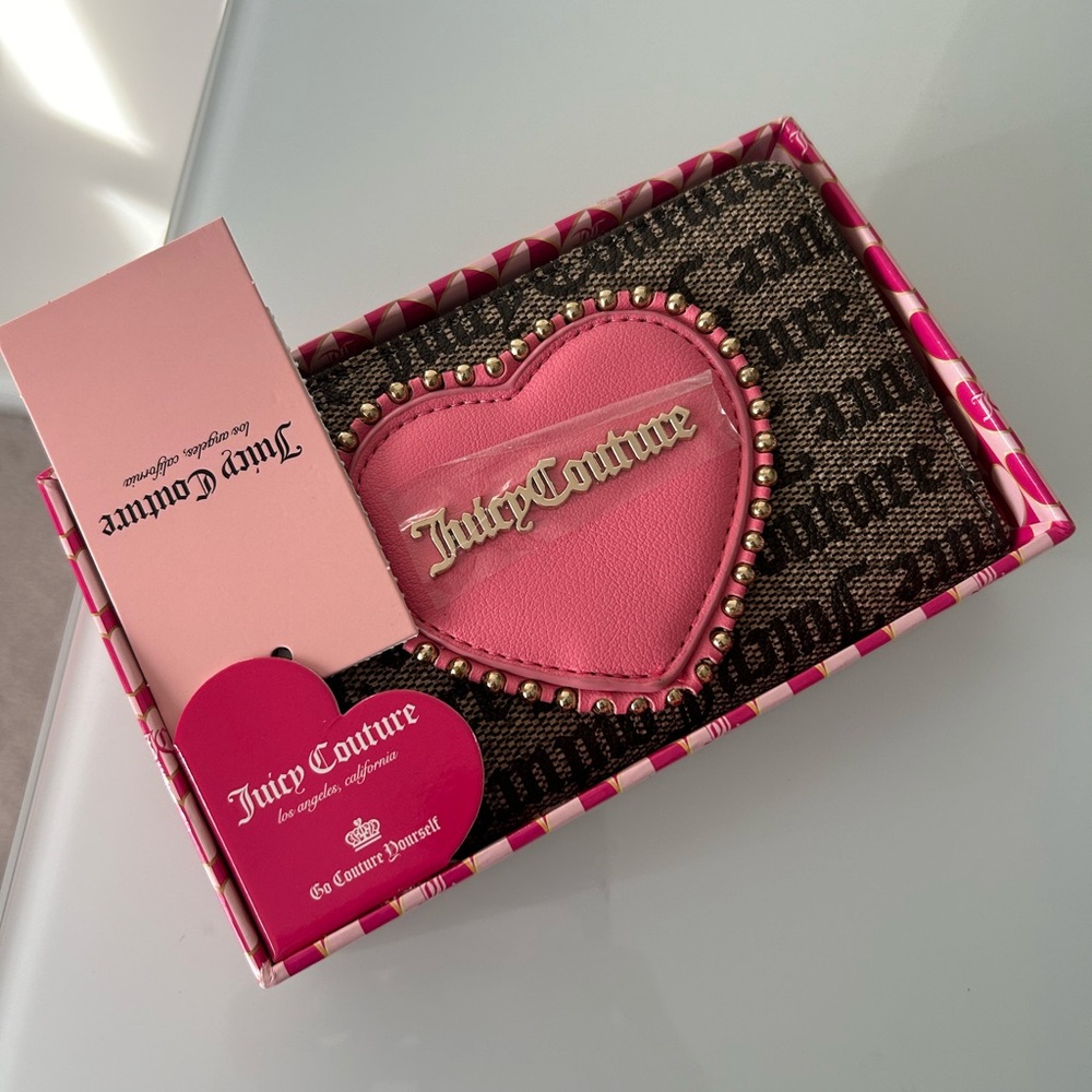 Viral Juicy Pink Heart Brown Logo Bifold Wallet Boxed